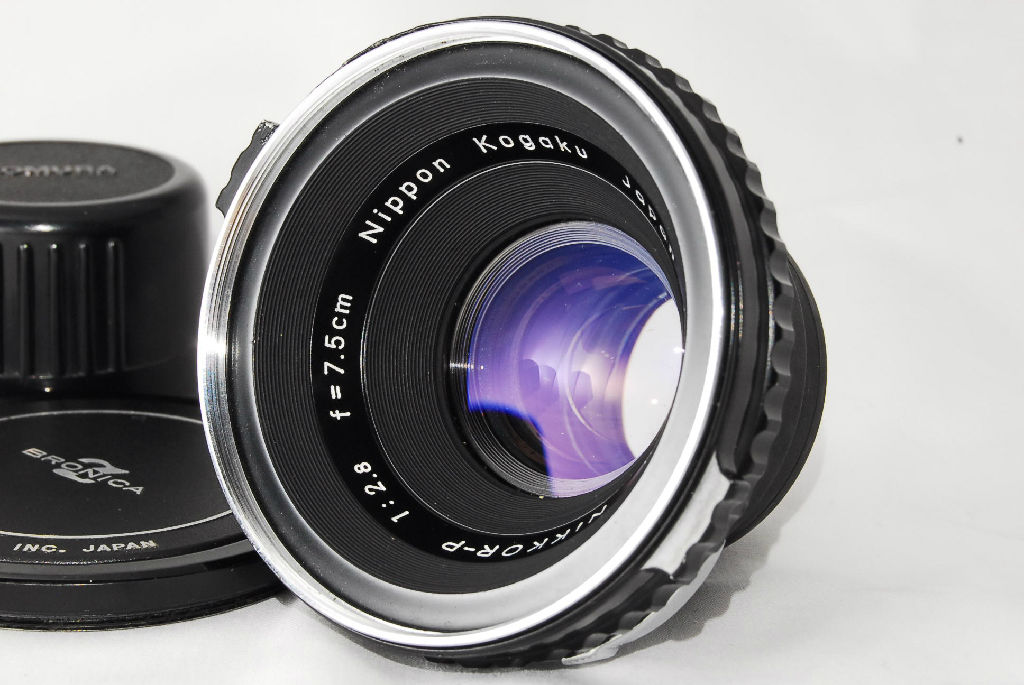 Nikkor-P 1:2.8 f=75mm for Bronica