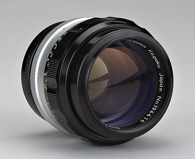 Nikon Nikkor-H 85mm f1.8